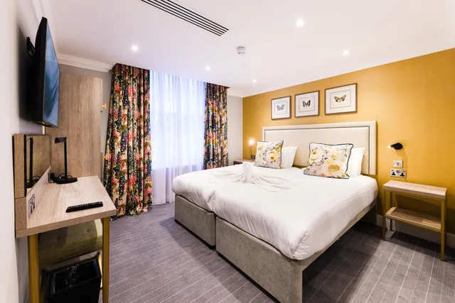 غرفة قياسية مفردة، Byron Hotel 11/13