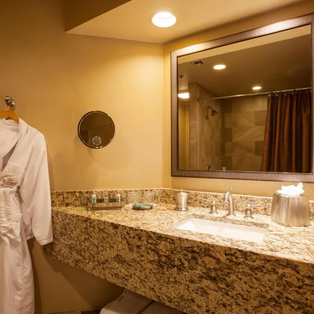 جناح ديلوكس بسرير كوين، Ventana Canyon Club and Lodge 4/6