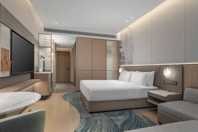 Standard, King Bed, Lake View, Holiday Inn Nantong Tongzhou Bay by IHG 2/7