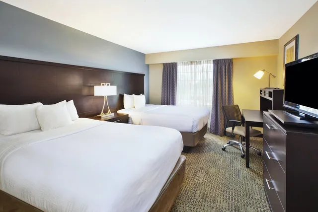 2 Bedrooms, Suite, 1 King and 2 Double Beds, Kitchen, Staybridge Suites Cleveland Mayfield Heights Beachwood 1/6