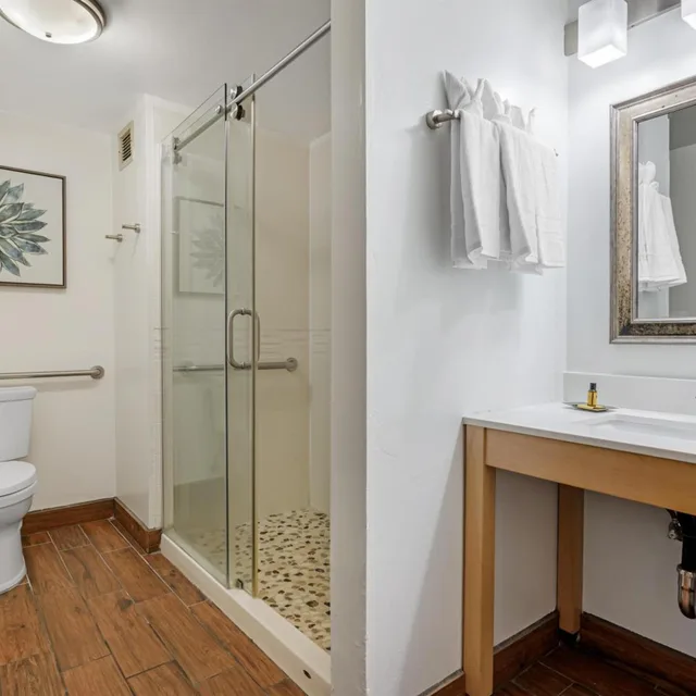Suite, 2 Queen Beds, Accessible, Best Western Plus South Coast Inn 6/7