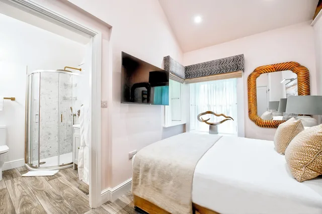 Tower, Luxury, Villa, 2 Double Beds، Langley Castle Hotel 4/7
