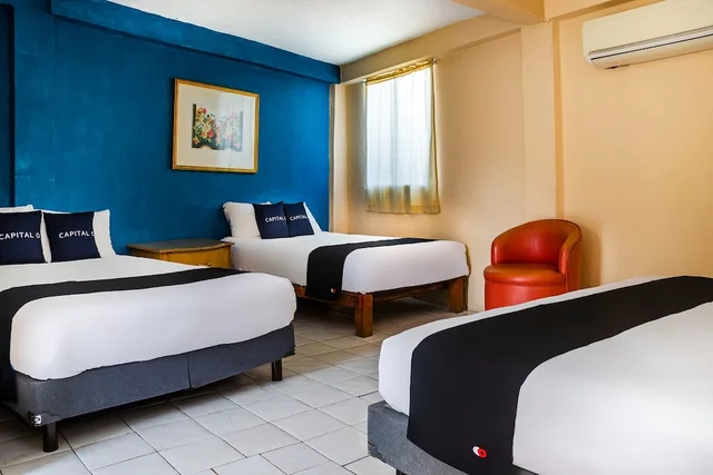 غرفة قياسية بسريرين كوين، Capital O Hotel Dos Mares, Cabo San Lucas 3/3