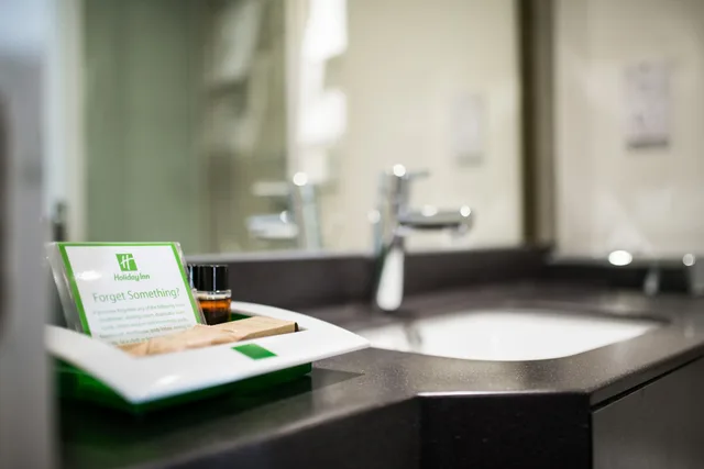 غرفة قياسية بسرير مزدوج، Holiday Inn Stoke On Trent M6 Jct 15 7/9