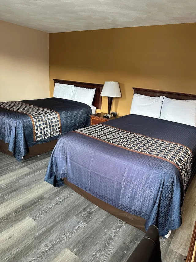 غرفة قياسية بسريرين مزدوجين، Wickford Motor Inn 3/10