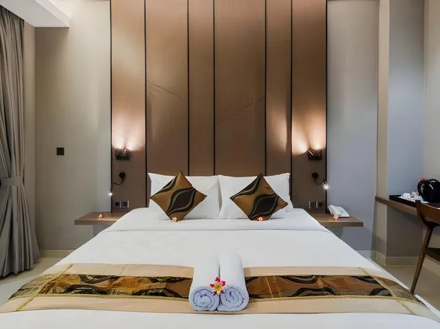 Junior Suite, Double Bed, Sea View, Padma Sari Hotel 1/3