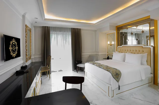 غرفة تنفيذية، S and F Residence 1/1