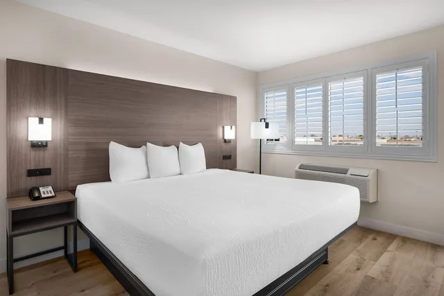 غرفة بسرير كينج، Travelodge by Wyndham Imperial/El Centro 2/10