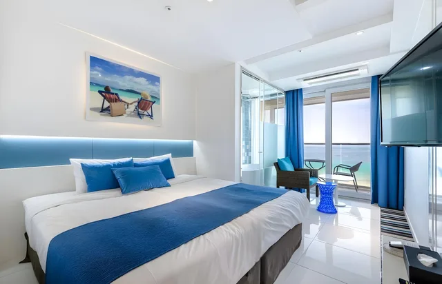 غرفة بسرير مزدوج بإطلالة جزئية على البحر، Aimi Jeju Beach Hotel 1/2