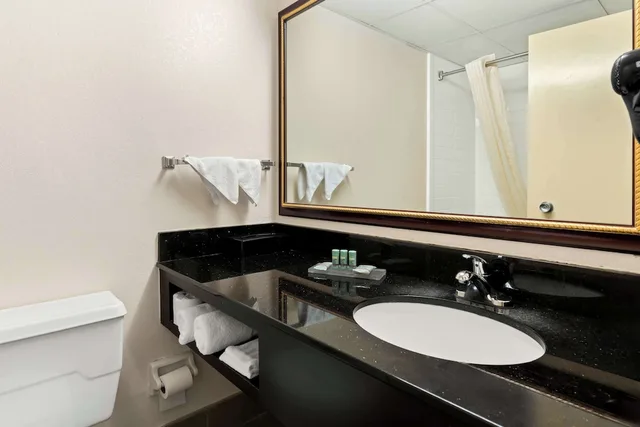 Standard, 2 Queen Beds, Best Western Riverside Inn 5/5