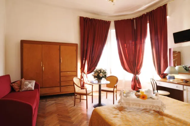 غرفة بسرير مزدوج أو سريرين منفصلين، Hotel Alfieri 6/9