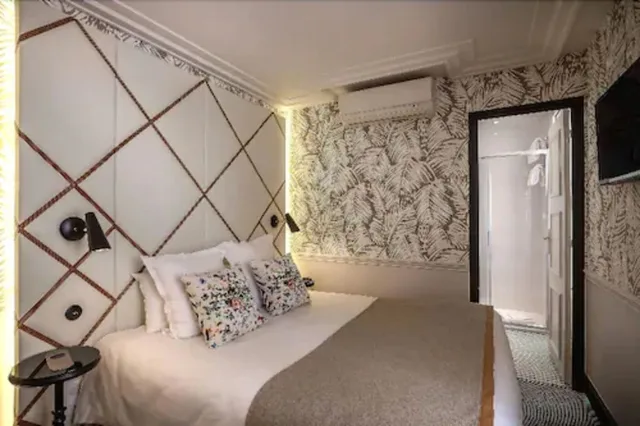 Adjoining, Queen and Twin Beds، Hotel Jardin Le Brea 3/6
