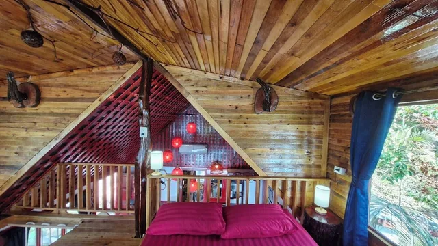 كابينة ديلوكس بسريرين مزدوجين مع أريكة، Mai Pen Rai Bungalows 7/10