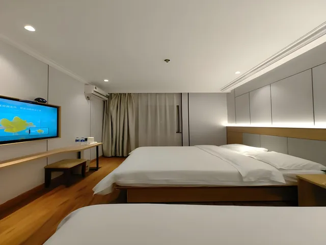 غرفة بزنس عائلية، GreenTree Inn Shanghai Hongqiao Hub Convention Center Jinghua Road Shell Hotel 1/2