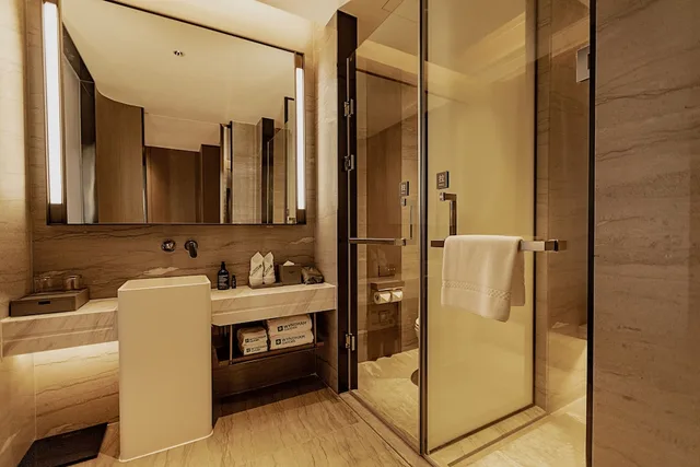 Deluxe, 2 King Beds, Wyndham Garden Gaozhou 4/4