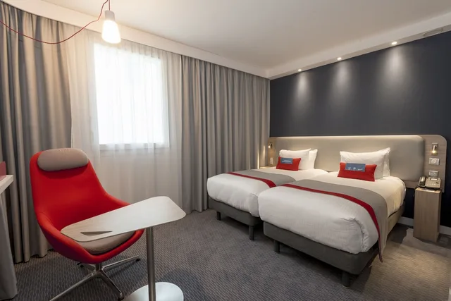 غرفة قياسية بسريرين منفصلين، Holiday Inn Express Paris Velizy 10/10