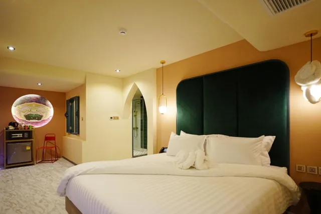 جناح بجاكوزي، 4 Monkeys Hotel Bangkok 2/10