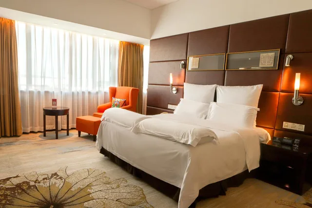 غرفة ديلوكس بسرير كينج بإطلالة، Pullman Guangzhou Baiyun Airport Hotel 1/8