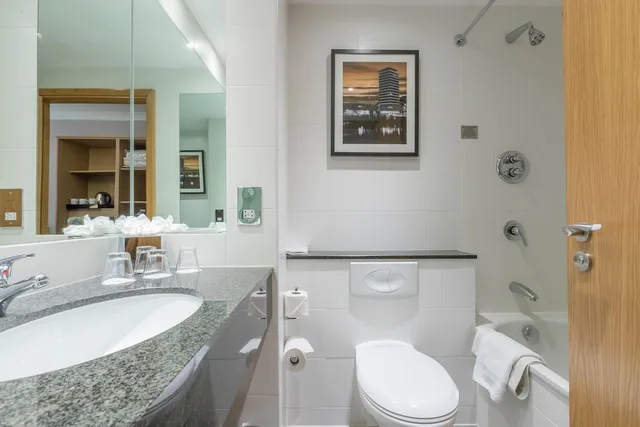 غرفة عائلية بسريرين مزدوجين، Clayton Hotel Ballsbridge 3/4
