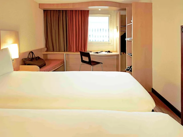 غرفة قياسية بسريرين منفصلين، Ibis Lyon Est Chaponnay 2/3
