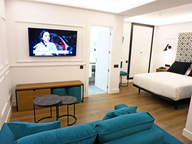 Suite, Single, Boutique Colon Plaza 6/8