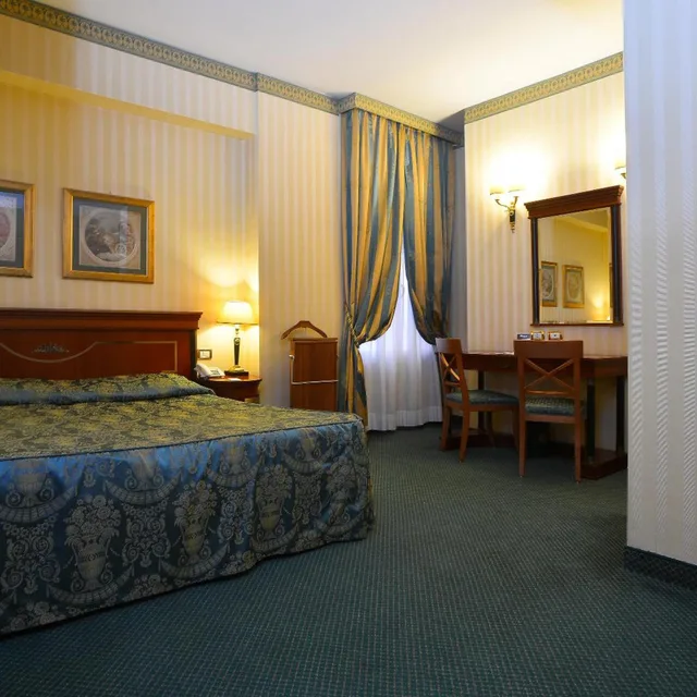 غرفة بسرير مزدوج أو سريرين منفصلين، Zanhotel Europa 4/6