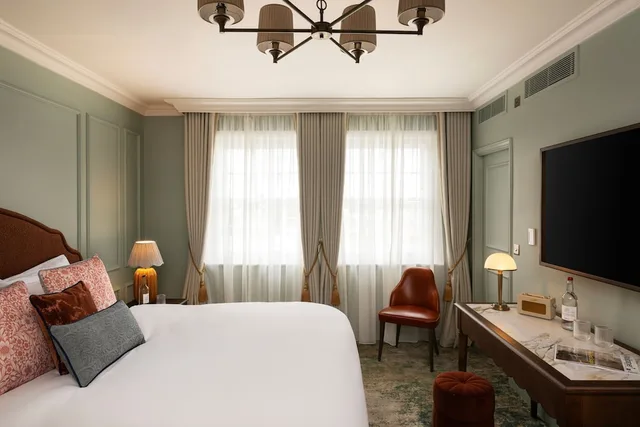 غرفة ديلوكس، The Castle Hotel Windsor 3/6