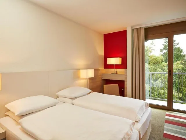 غرفة كومفورت، H+ HOTEL BAD SODEN 1/7
