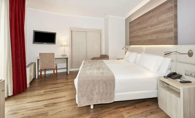 غرفة قياسية بسرير مزدوج، Nh Cordoba Califa 2/5
