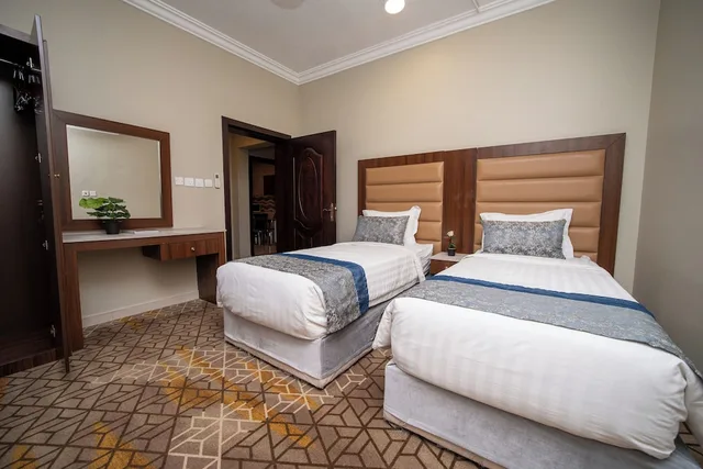شقة بسرير مزدوج وسريرين منفصلين بغرفتي نوم بمطبخ صغير، سوات للشقق الفندقية(Swat Furnished Apartment) 6/10