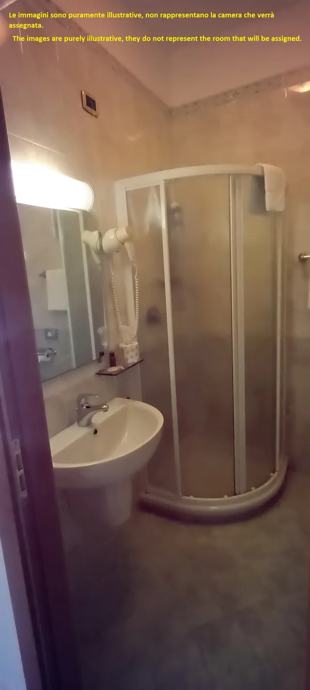 غرفة قياسية مفردة، Astura Palace 5/5