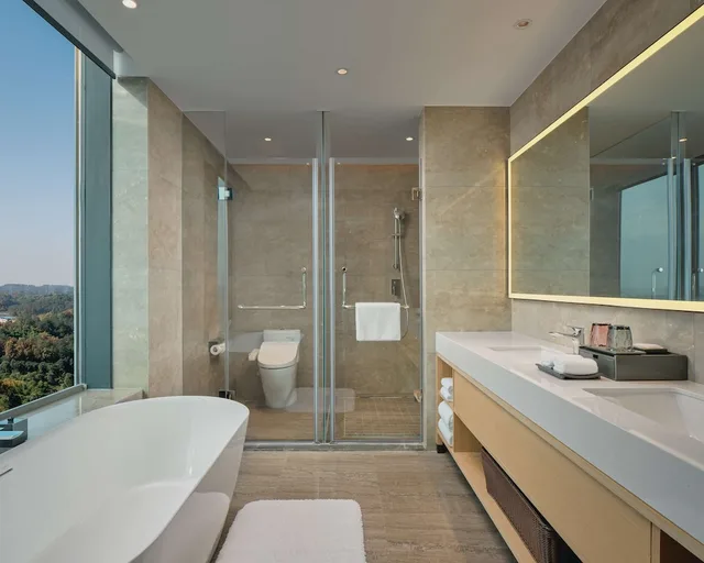 1 Bedroom, Suite, King Bed, Park View, Hyatt Place Chengdu Bio-Town 3/3