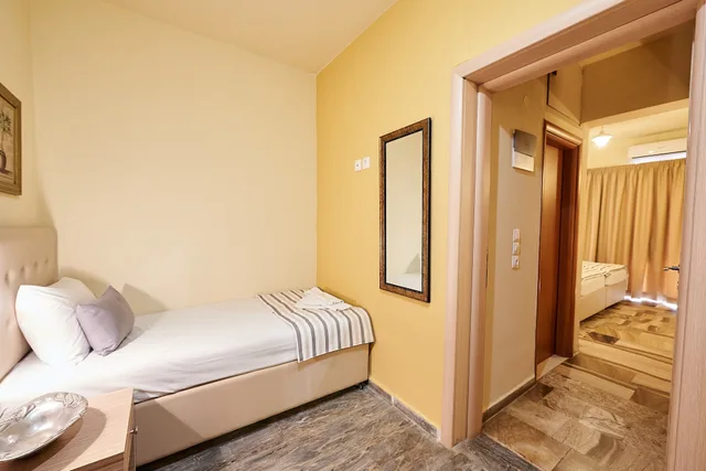 جناح متصل جونيور بسريرين منفصلين بغرفتي نوم، Thalia Deco City and Beach Hotel 3/10