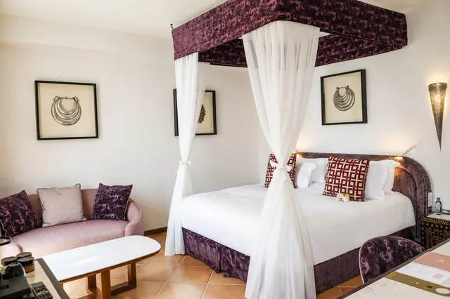 جناح بسرير كينج بإطلالة على البحر، Miramar Beach Hotel 2/4