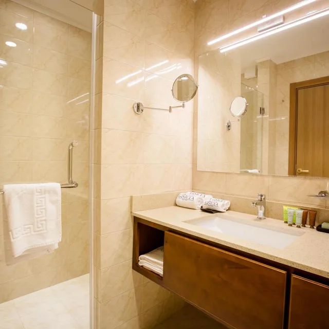 Deluxe, Double Bed, Gistola Hotel Mestia 1/5