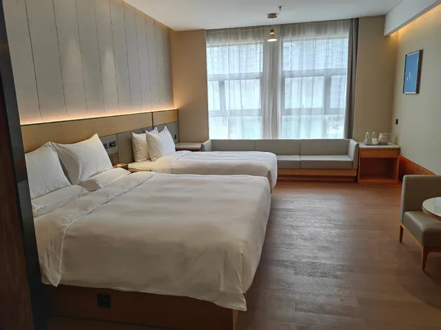 Relax, Family، JI Hotel (Shenzhen North Railway Station) 1/2