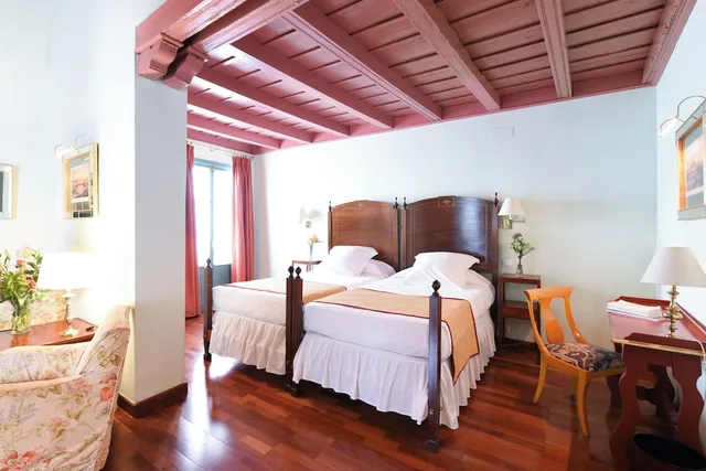 غرفة أساسية بسريرين منفصلين في الملحق، Las Casas De La Juderia Sevilla 10/10