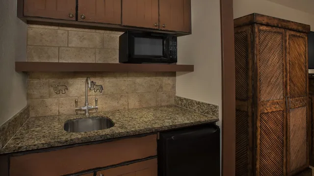 Deluxe, Studio, Queen Bed, Sofa, Club Floor، Disney Animal Kingdom Villas Jambo House 5/5