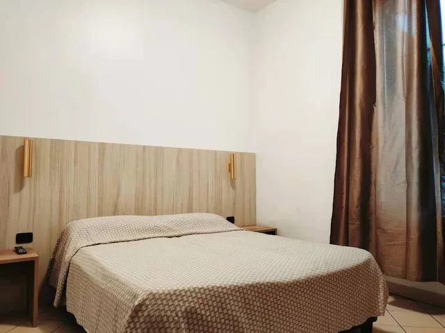 غرفة سوبيريور بسرير مزدوج، Hotel Mondial 1/5