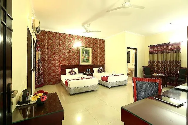 جناح عائلي، Kridha Residency 2/2