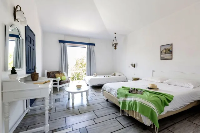 بنغل بسرير مزدوج، Sunrise Village Beach Hotel 2/2