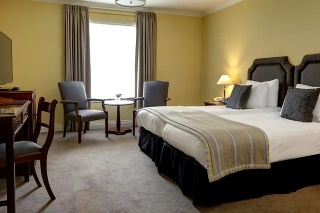 غرفة بسريرين، Keavil House Hotel Dunfermline by Sunday 1/2