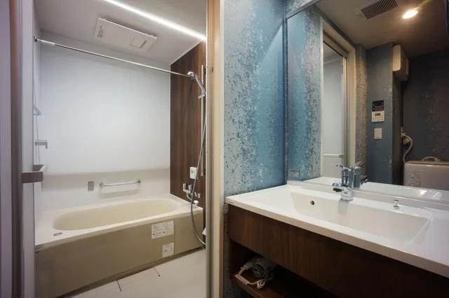 Room, Triple, 3 Beds, WIRES HOTEL James zaka 4/5