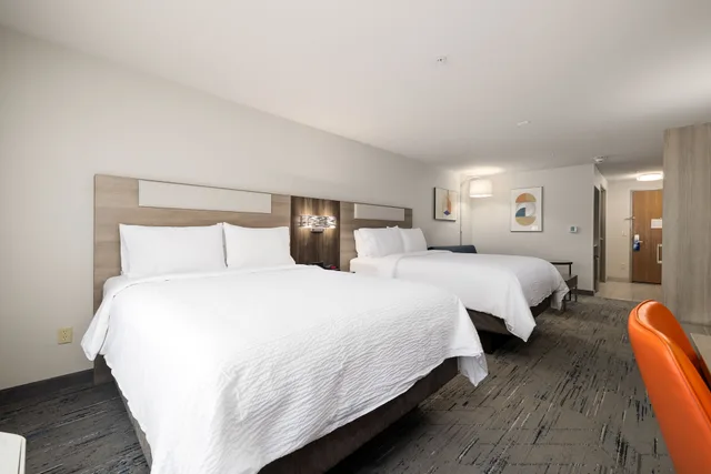 جناح بسريرين كوين، Holiday Inn Express Hotel And Suites Jourdanton Pleasanton 2/2