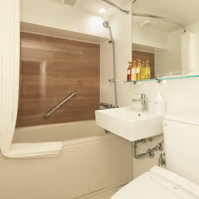 Small Double, Standard, Smoking, Hotel Mystays Yokohama 4/4