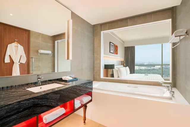 جناح كلوب بسرير كينج بغرفة نوم واحدة، Le Meridien Putrajaya 3/3