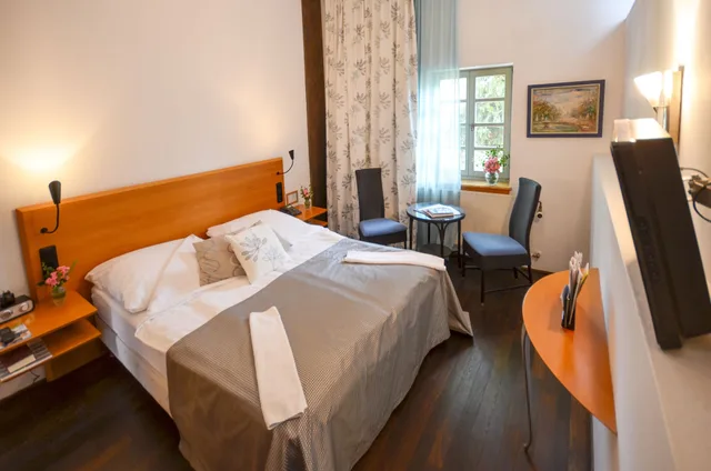 غرفة كومفورت بسريرين منفصلين، Restaurant - Hotel Hoerhof 2/7
