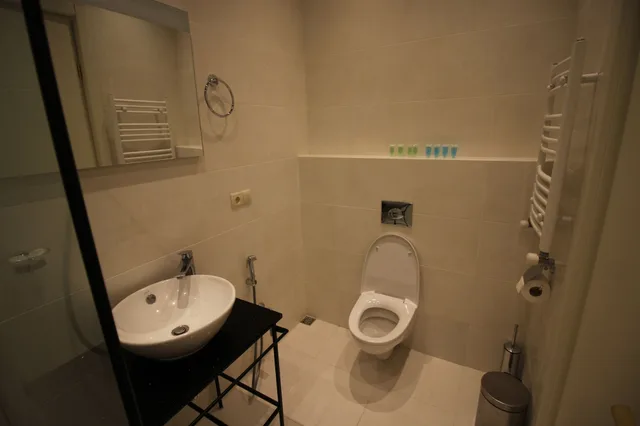 جناح سوبيريور بسريرين كوين بشرفة بـ4 غرف نوم مع أريكة، Super Luxury Apartments 6/7