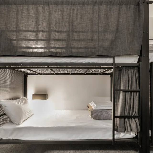 غرفة بحمام مشترك، YHA Sydney Central 3/8