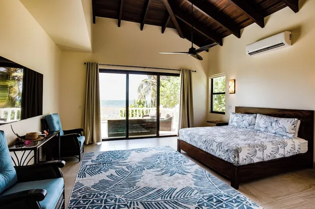 4 Bedrooms, Beach House, 2 Double Beds, 3 King Beds, with Pool، Naïa Resort And Spa 4/4